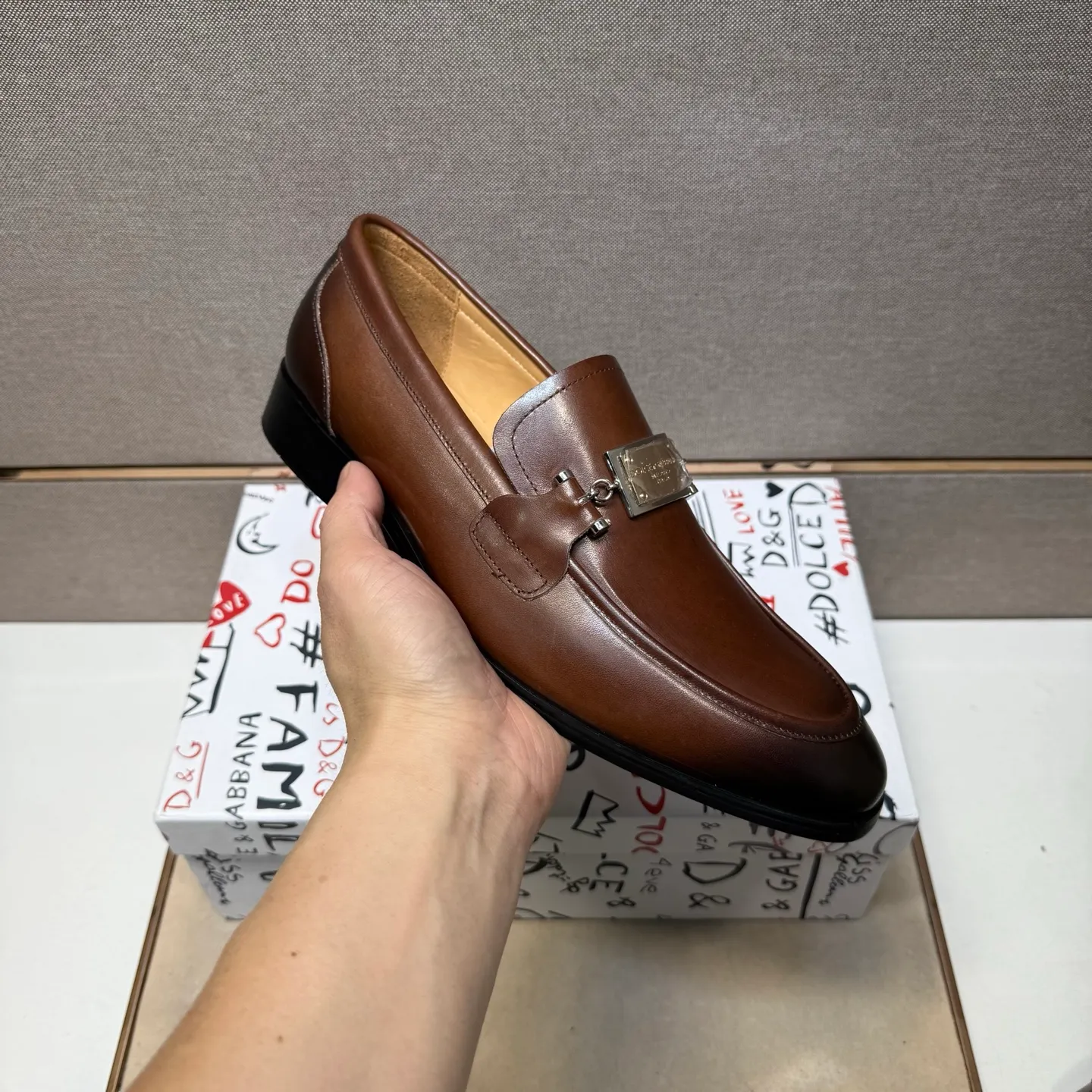 Men's men's shoes 💰pp520【DG～】Men's casual formal leather shoes 2025z cabinet sales simultaneously 🔶Size: 38-44#️⃣ 🔷2 colors🔜The upper is made of cowhide stitching ➕Cowhide lining, comfortable and breathable, sole: original comfortable, wear-resistant and non-slip outsole, ⚠️real thing📱photographed🎬real thing is better📢📢📢